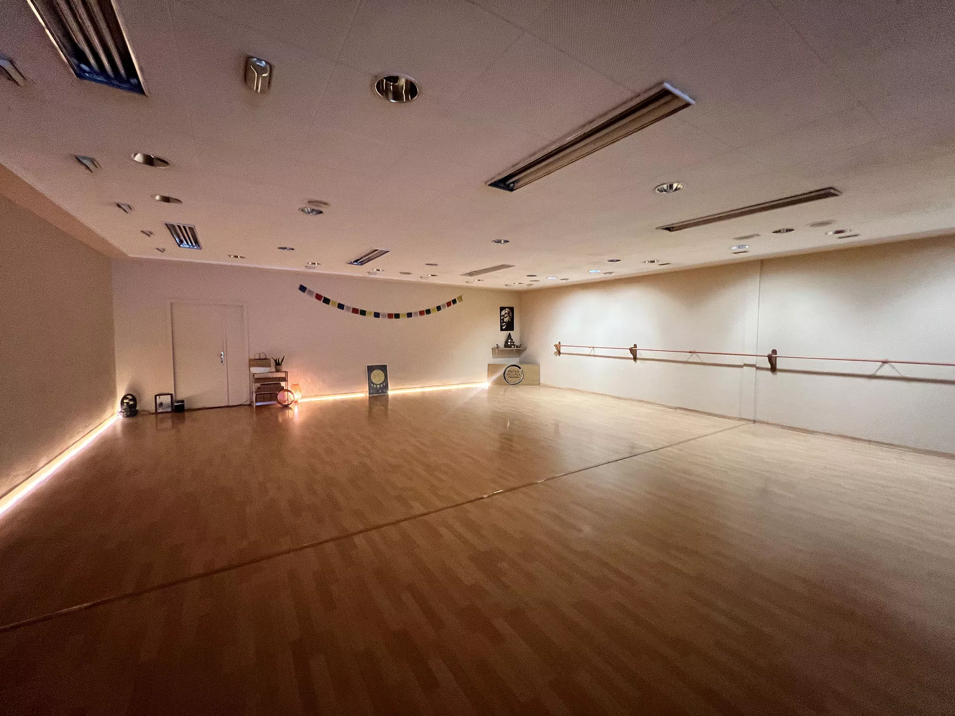 Espacio para Eventos de Yoga y Pilates Antar Mouna en Gijón